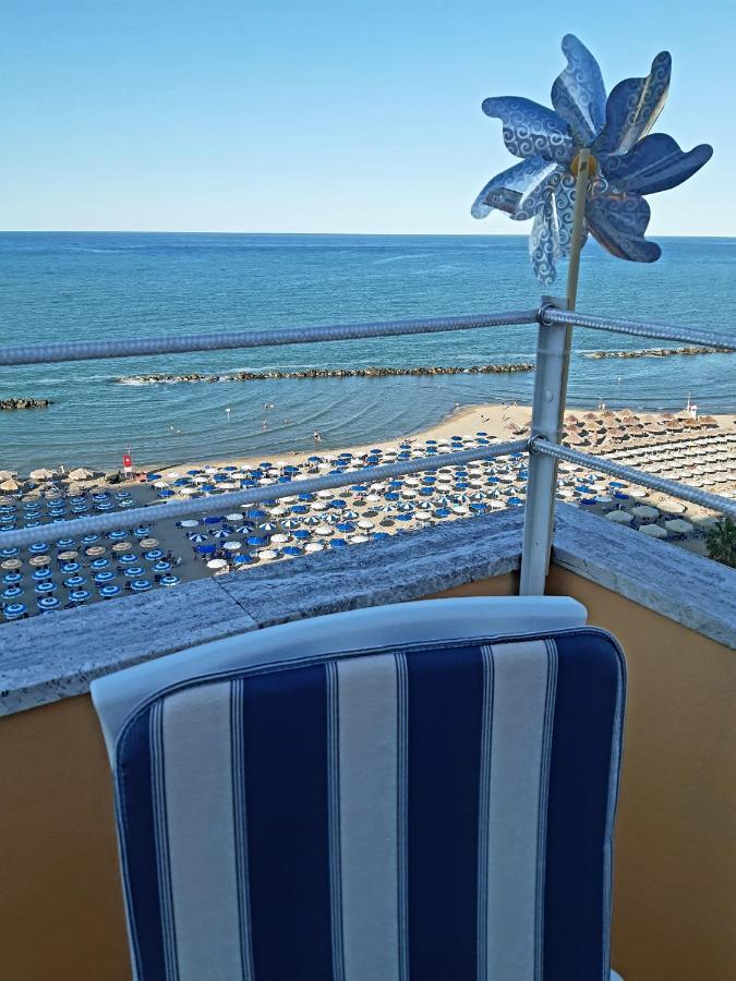 La Terrazza Sul Mare Appartement Montesilvano Marina Buitenkant foto